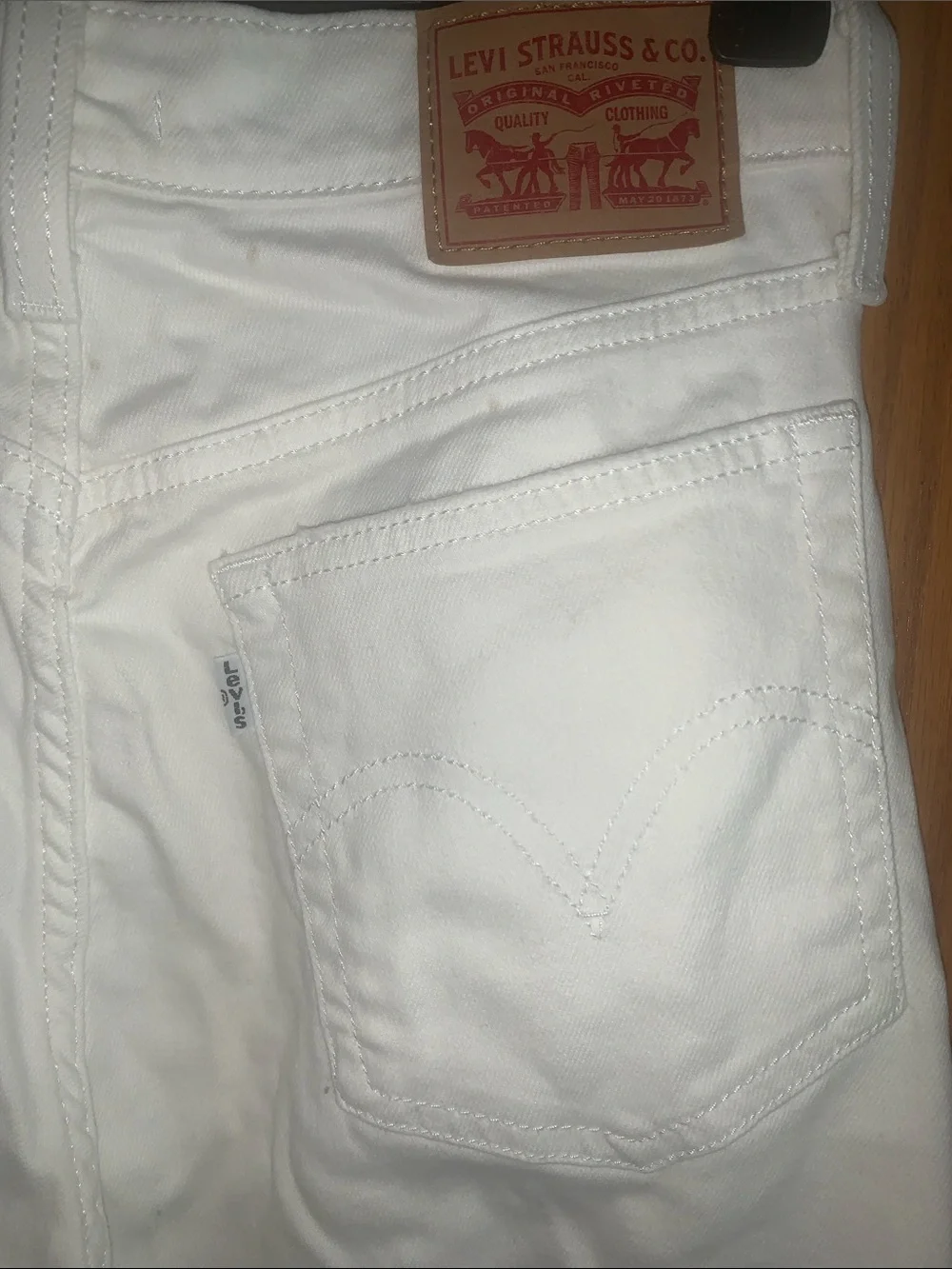 Levi's Women's White Straight-Leg Jeans